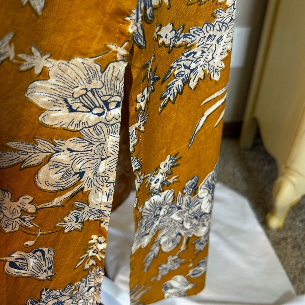 Floral Button-Up Dress - Picture 2 of 9